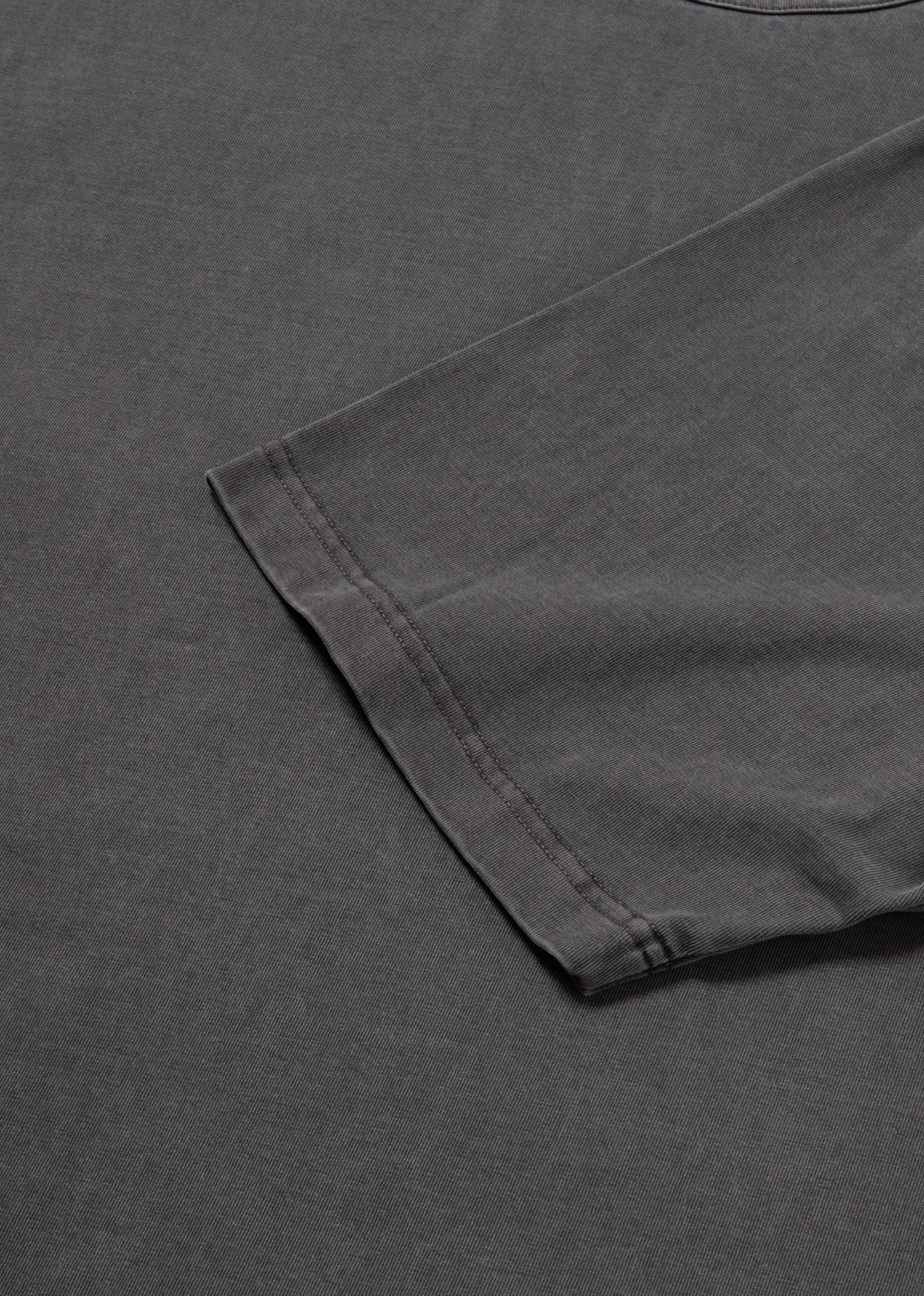 `THE FIRST` cropped T-shirts -M-fade black