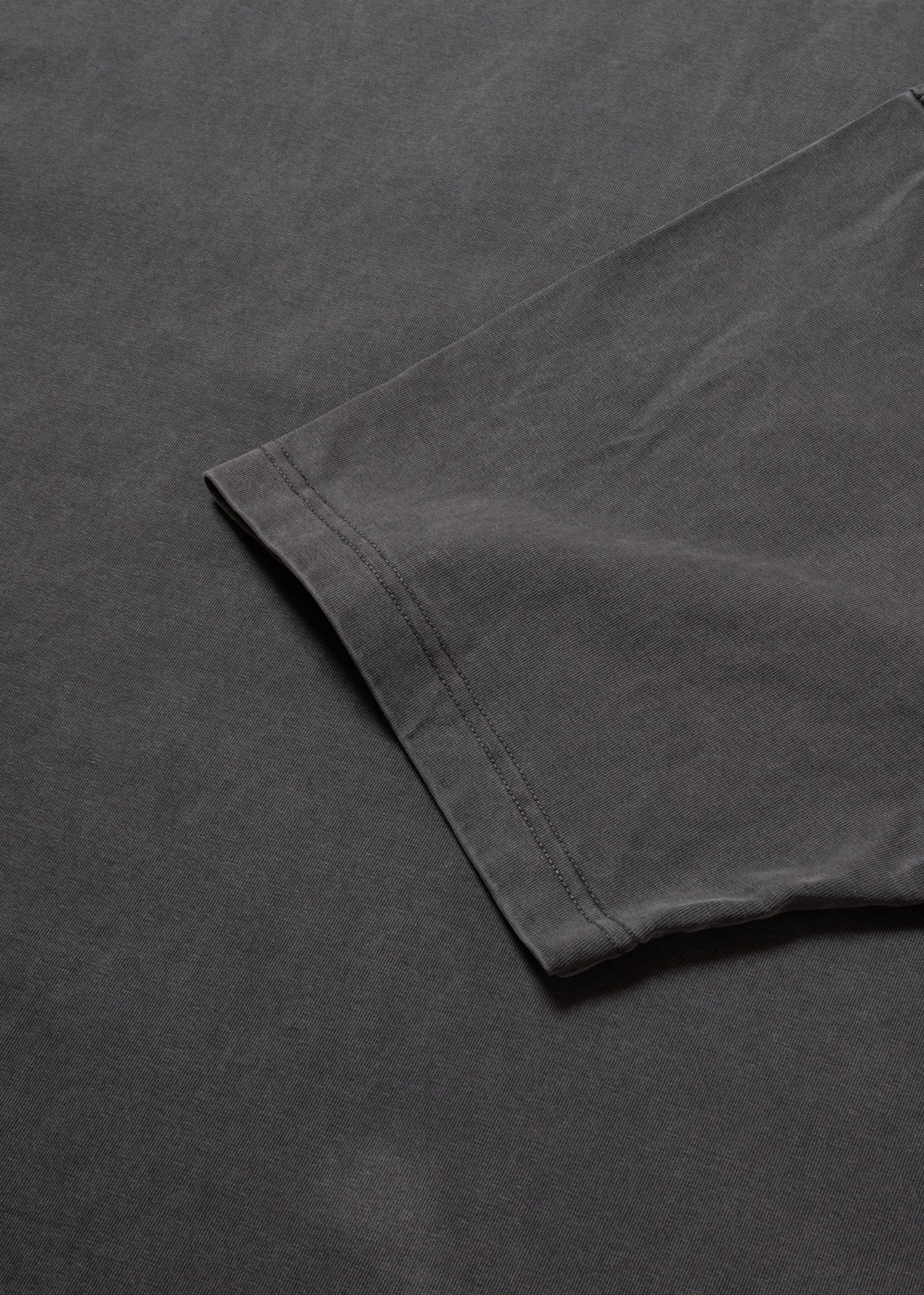 `THE FIRST` T-shirts -L-fade black