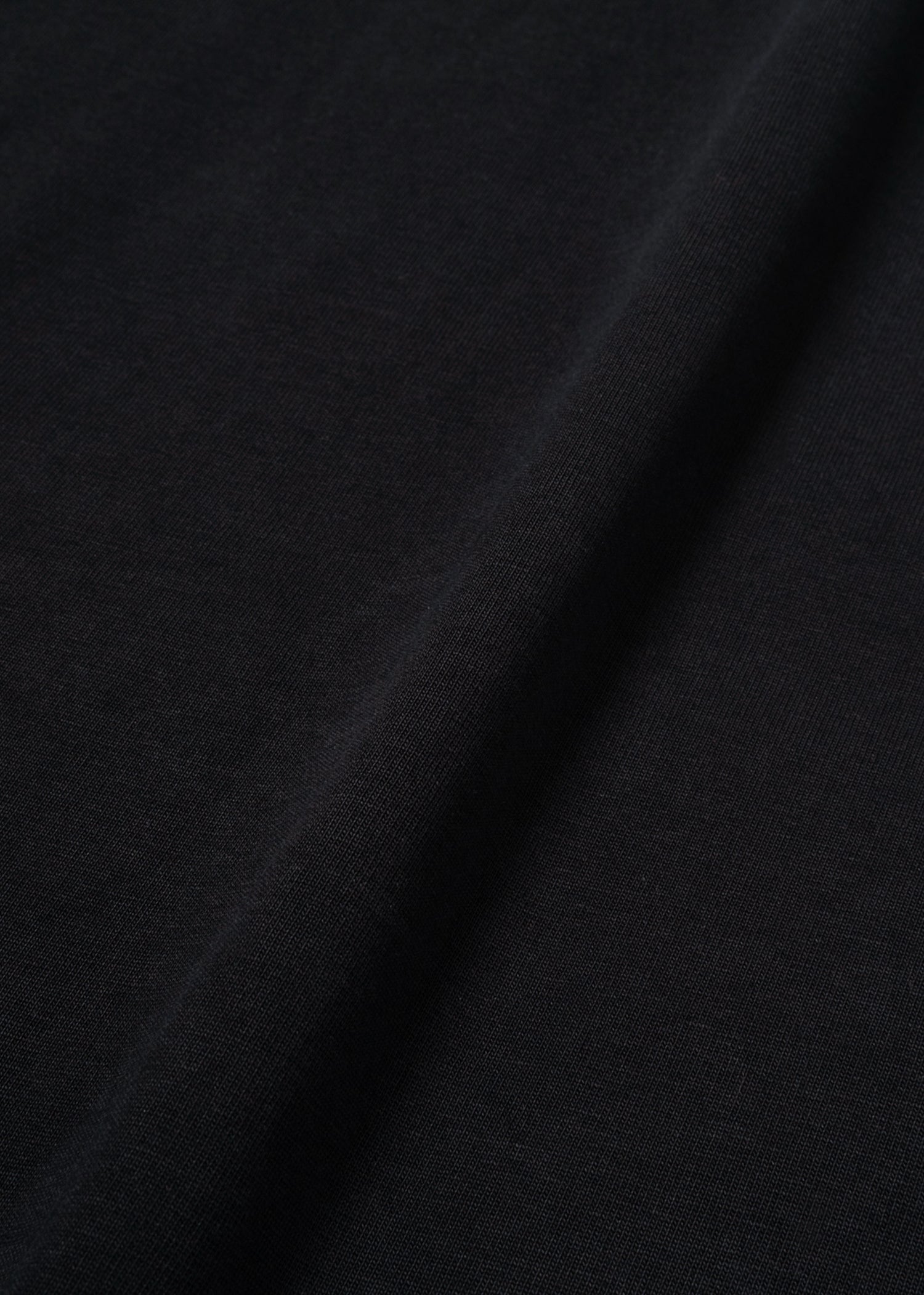 `THE FIRST` T-shirts -L-black